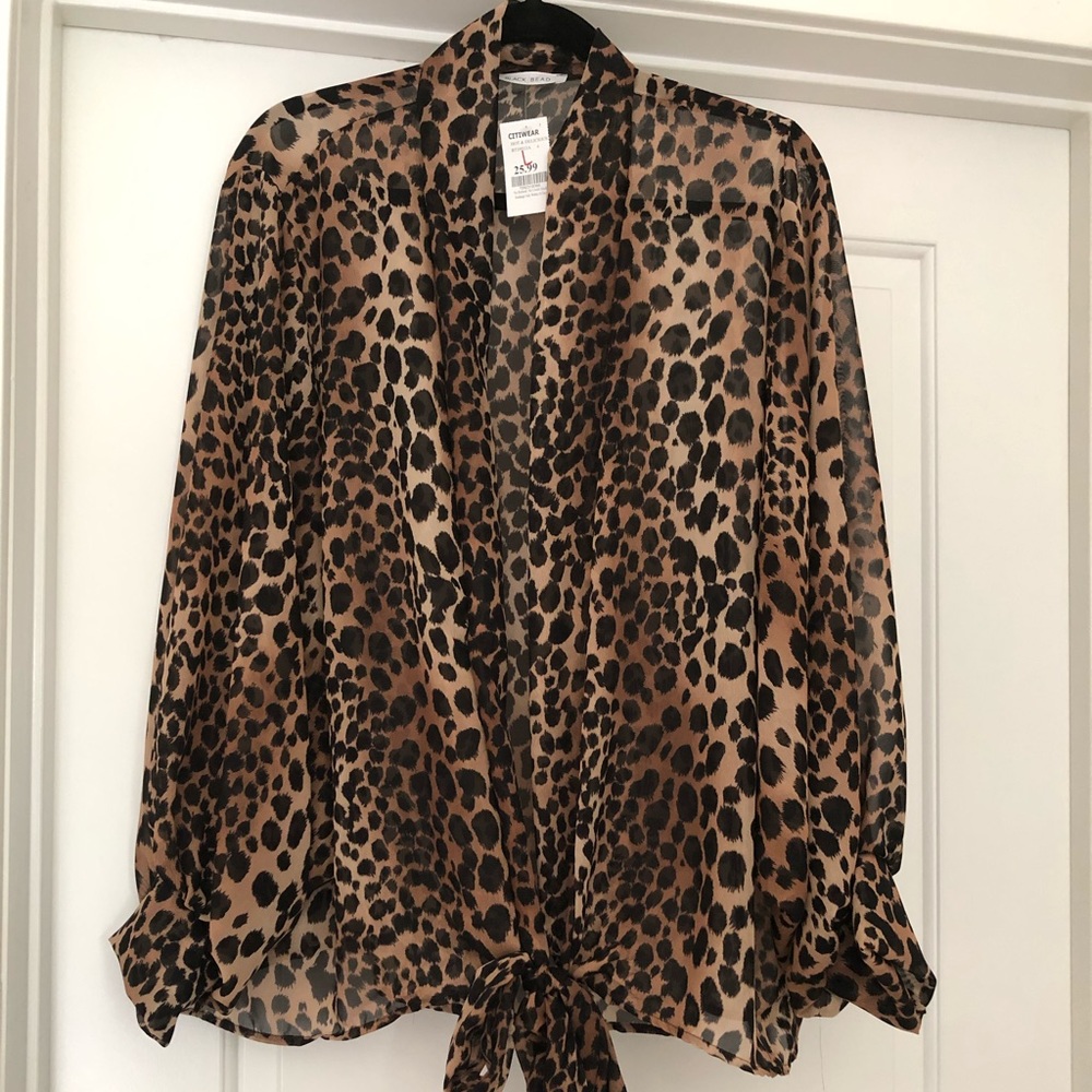 Leopard print top